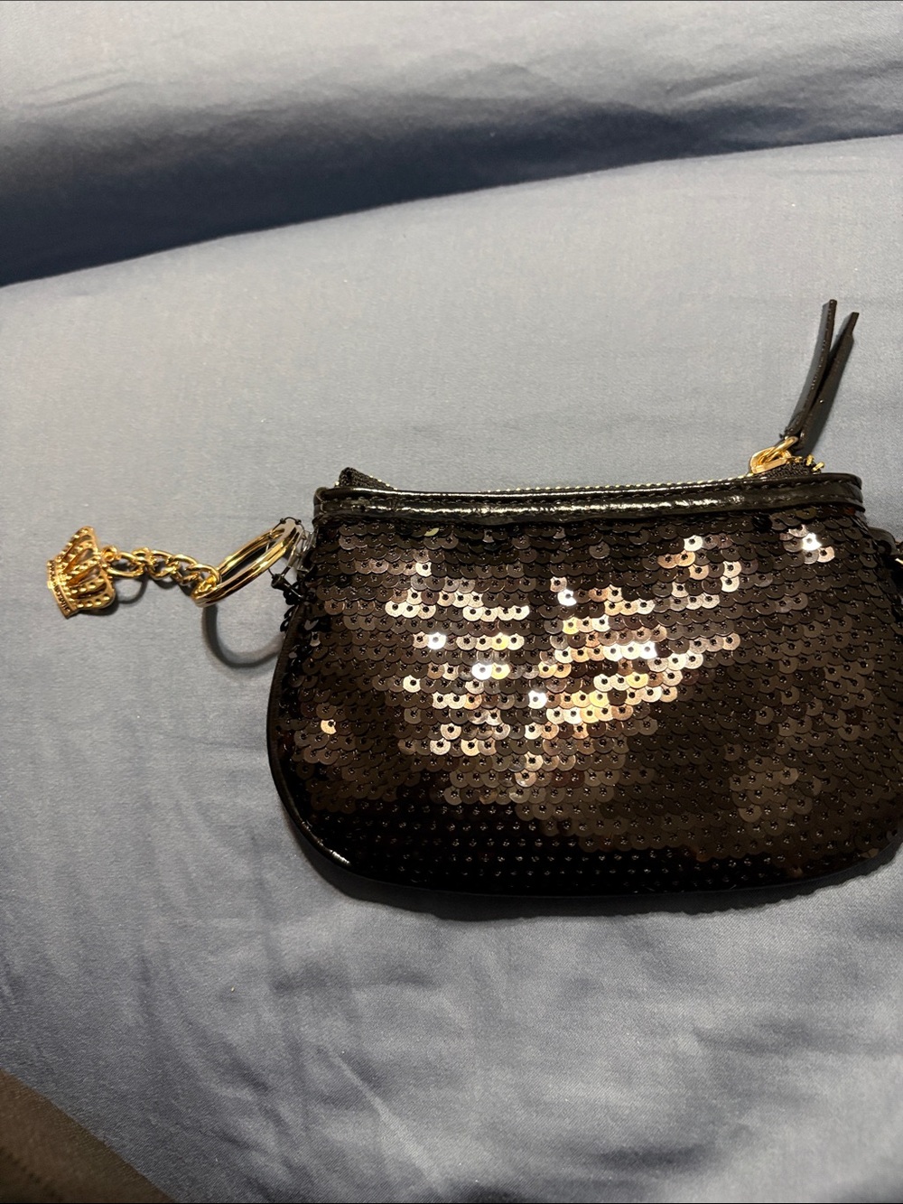 Juicy Couture Black Sequin Wristlet Pouch with Logo purse charm. - Picture 2 of 7